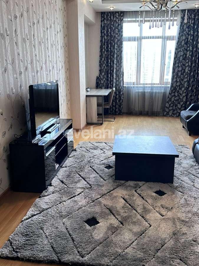 Kirayə verilir, yeni tikili, 2 otaqlı, 100 m², Bakı, Səbail r, Sahil m.
