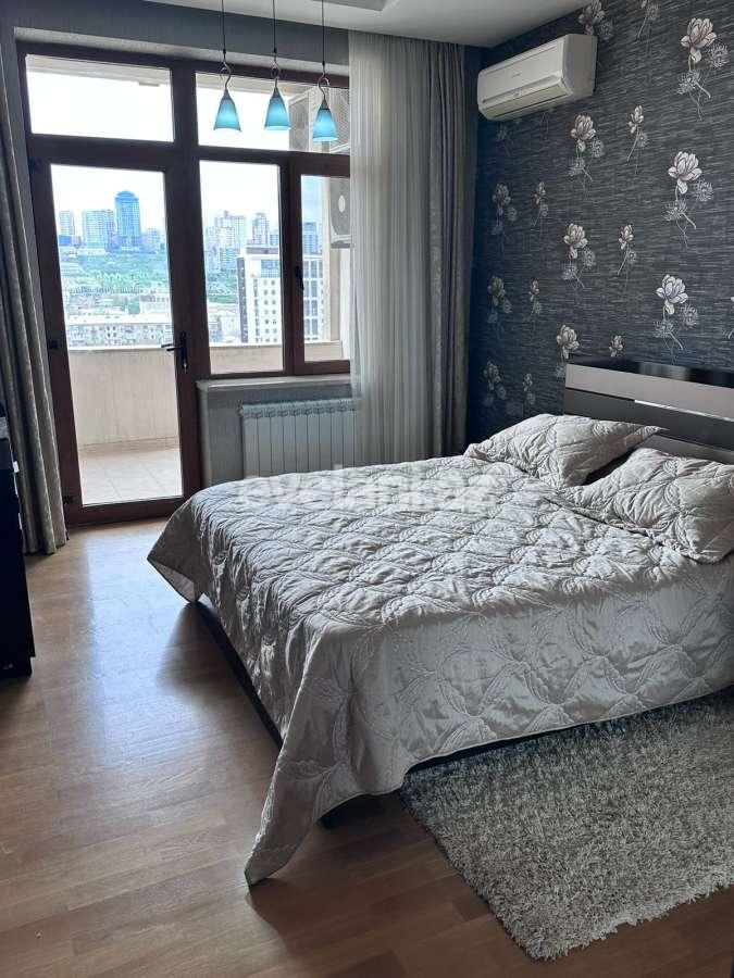 Kirayə verilir, yeni tikili, 2 otaqlı, 100 m², Bakı, Səbail r, Sahil m.