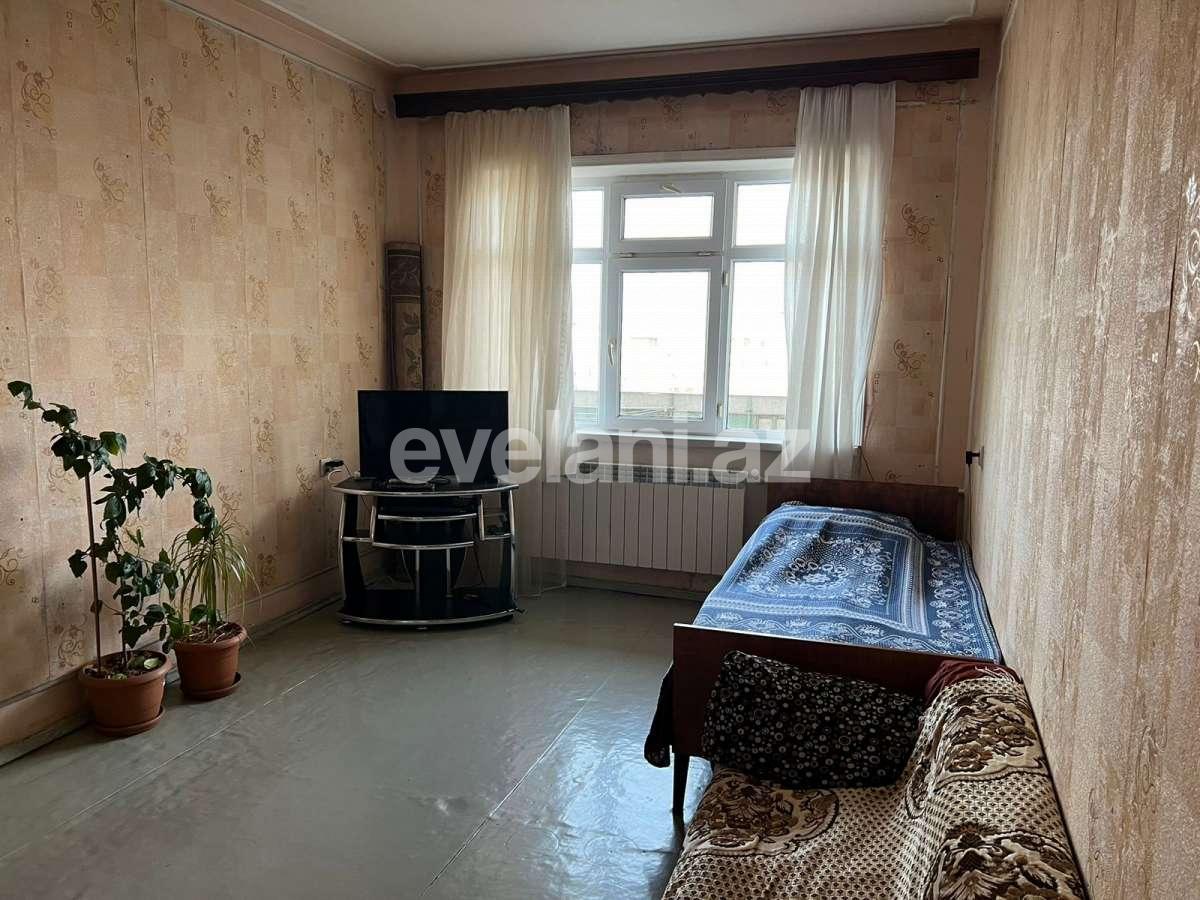 Sale, old building, 3 room, 80 m², Baku, Khatai r.