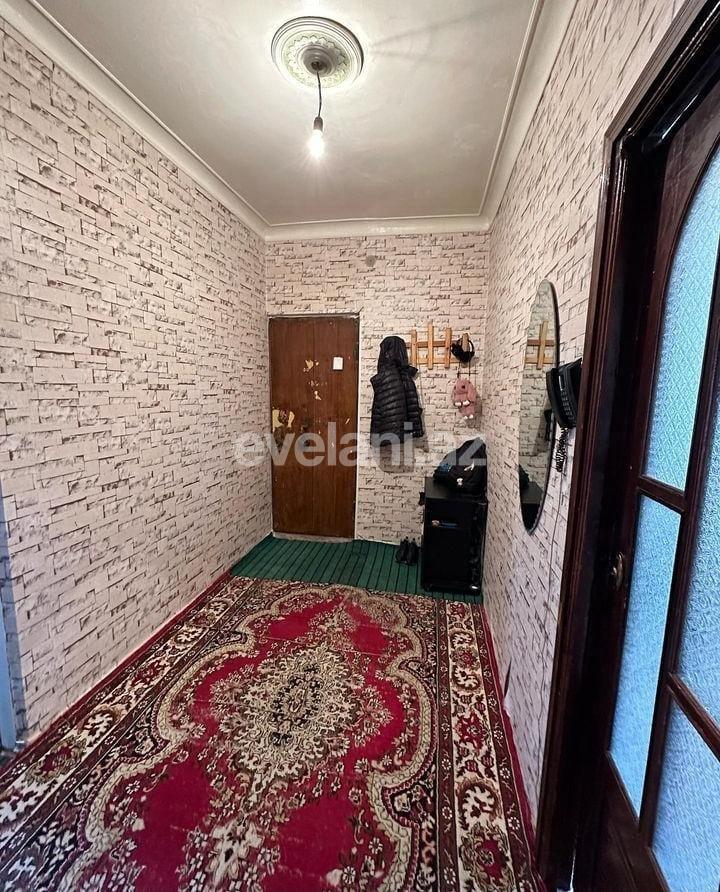 Satılır, köhnə tikili, 3 otaqlı, 74 m², Bakı, Suraxanı r.