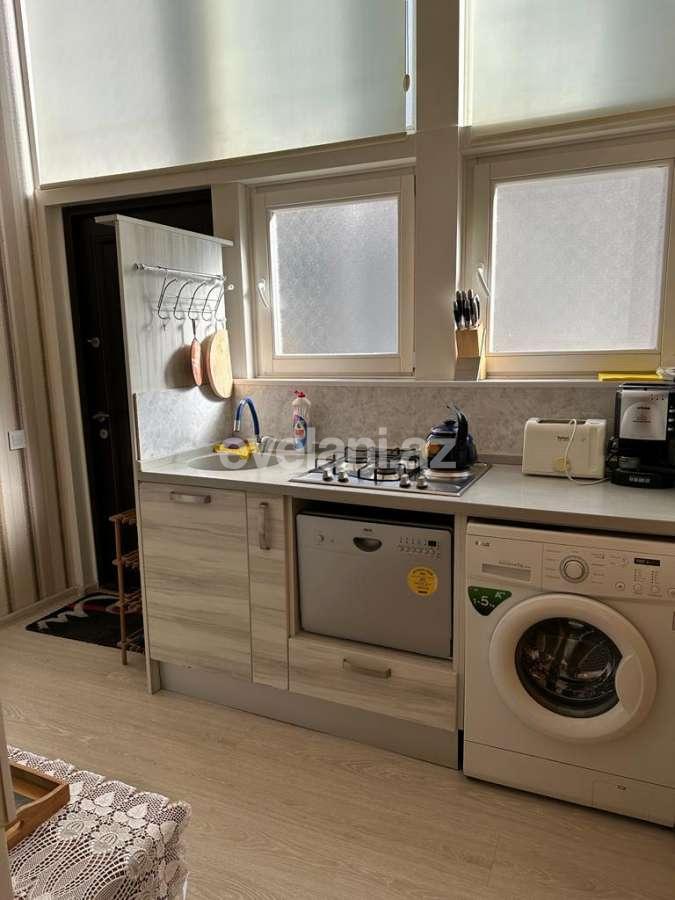 Сдаётся, вторичка, 2-комнаты, 40 m², Баку, Сабаильский r, Ичери Шехер m.