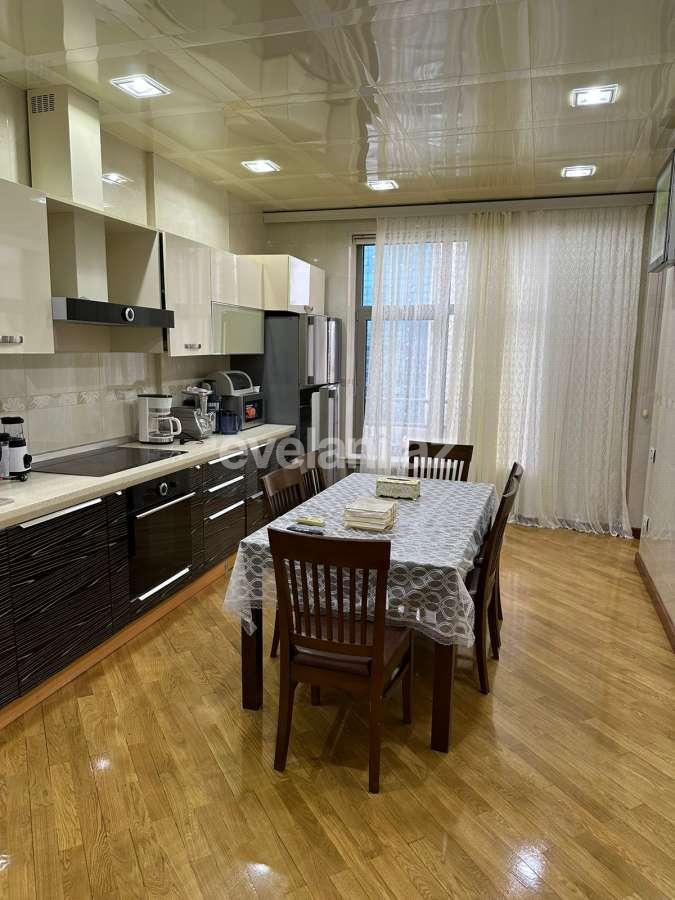 Kirayə verilir, yeni tikili, 4 otaqlı, 217 m², Bakı, Yasamal r, Nizami m.