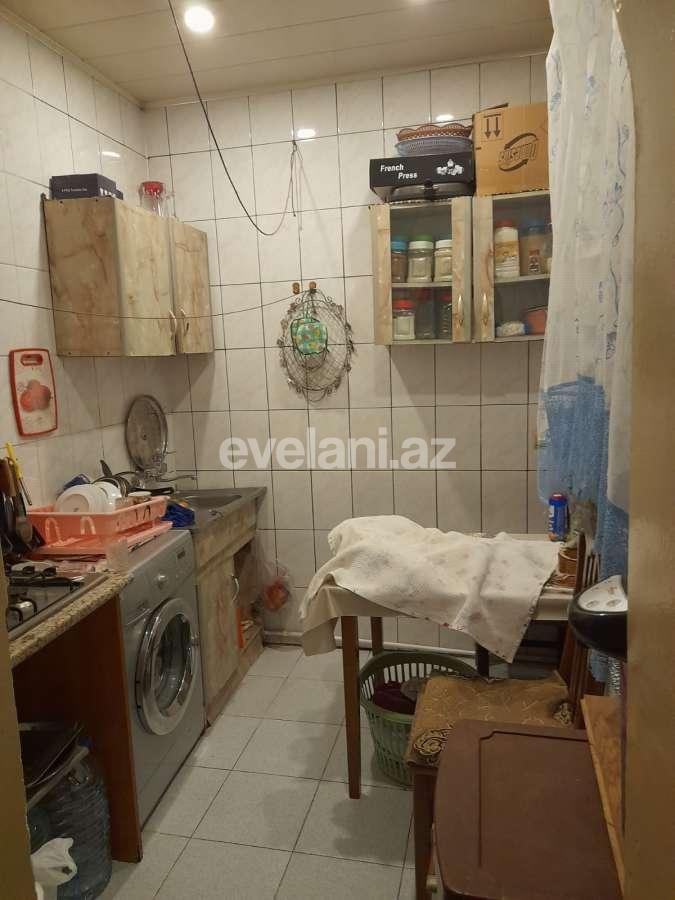 Satılır, köhnə tikili, 2 otaqlı, 46 m², Bakı, Nəsimi r, Memar Əcəmi m.