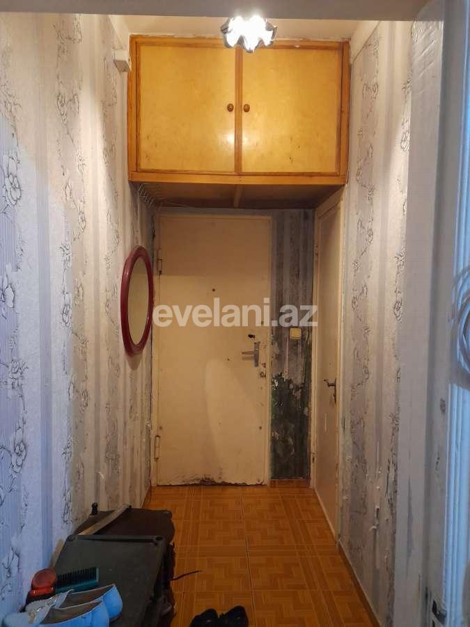 Satılır, köhnə tikili, 2 otaqlı, 46 m², Bakı, Nəsimi r, Memar Əcəmi m.