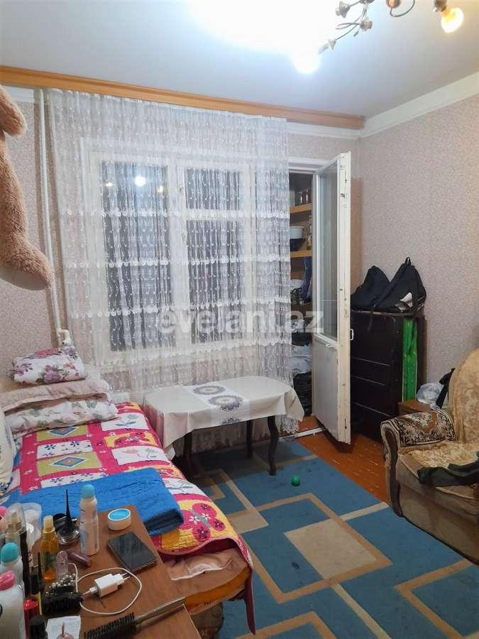 Satılır, köhnə tikili, 2 otaqlı, 46 m², Bakı, Nəsimi r, Memar Əcəmi m.