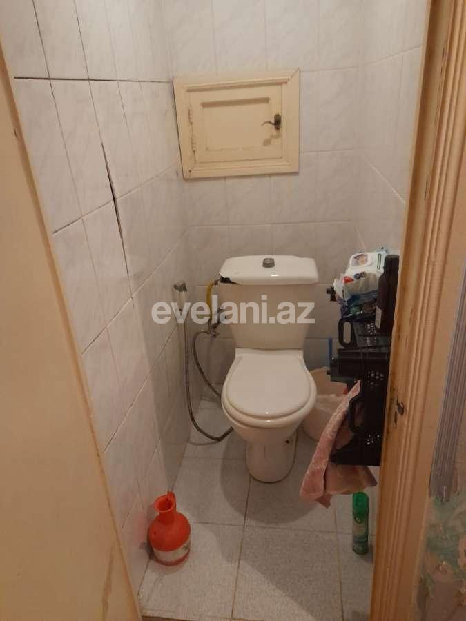 Satılır, köhnə tikili, 2 otaqlı, 46 m², Bakı, Nəsimi r, Memar Əcəmi m.