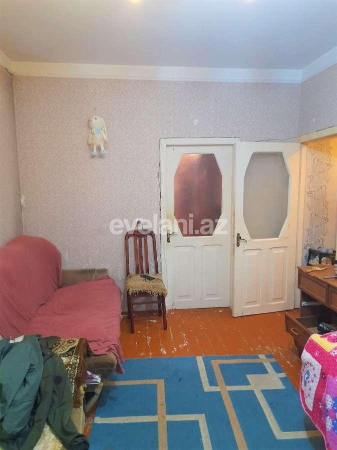 Satılır, köhnə tikili, 2 otaqlı, 46 m², Bakı, Nəsimi r, Memar Əcəmi m.
