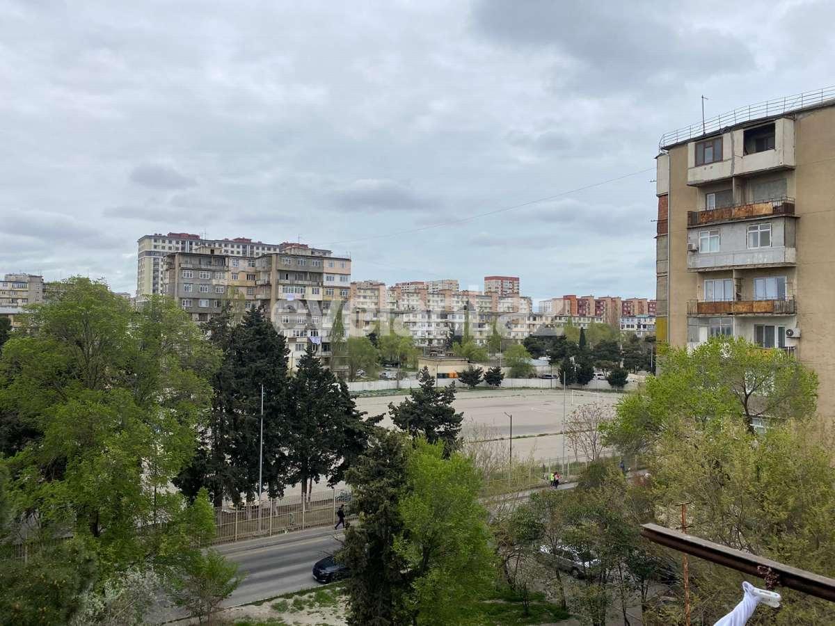 Satılır, köhnə tikili, 3 otaqlı, 82 m², Bakı, Nizami r, Neftçilər m.