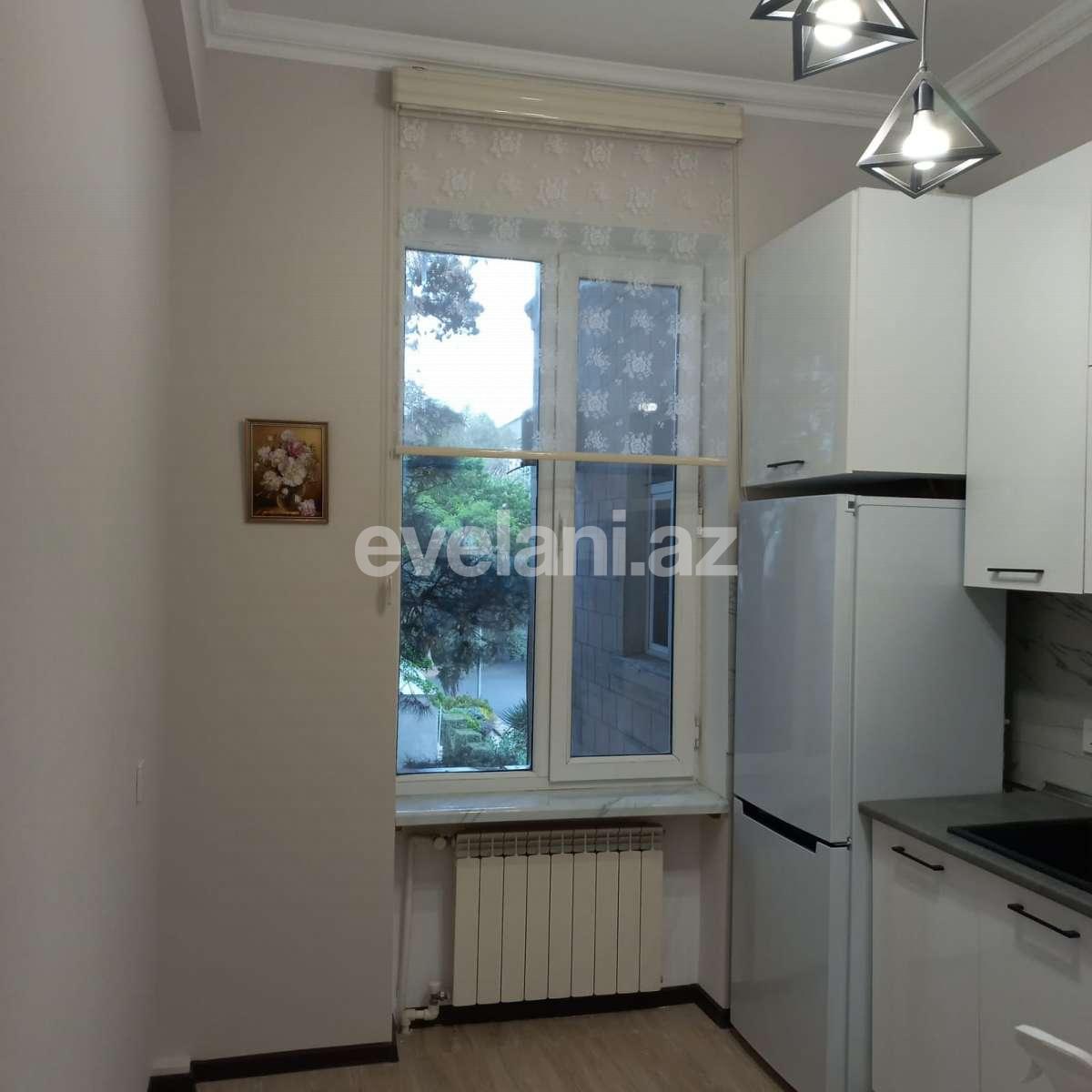 Продаётся, вторичка, 3-комнаты, 70 m², Баку, Ясамальский r, Ясамал p, Элмляр Академиясы m.