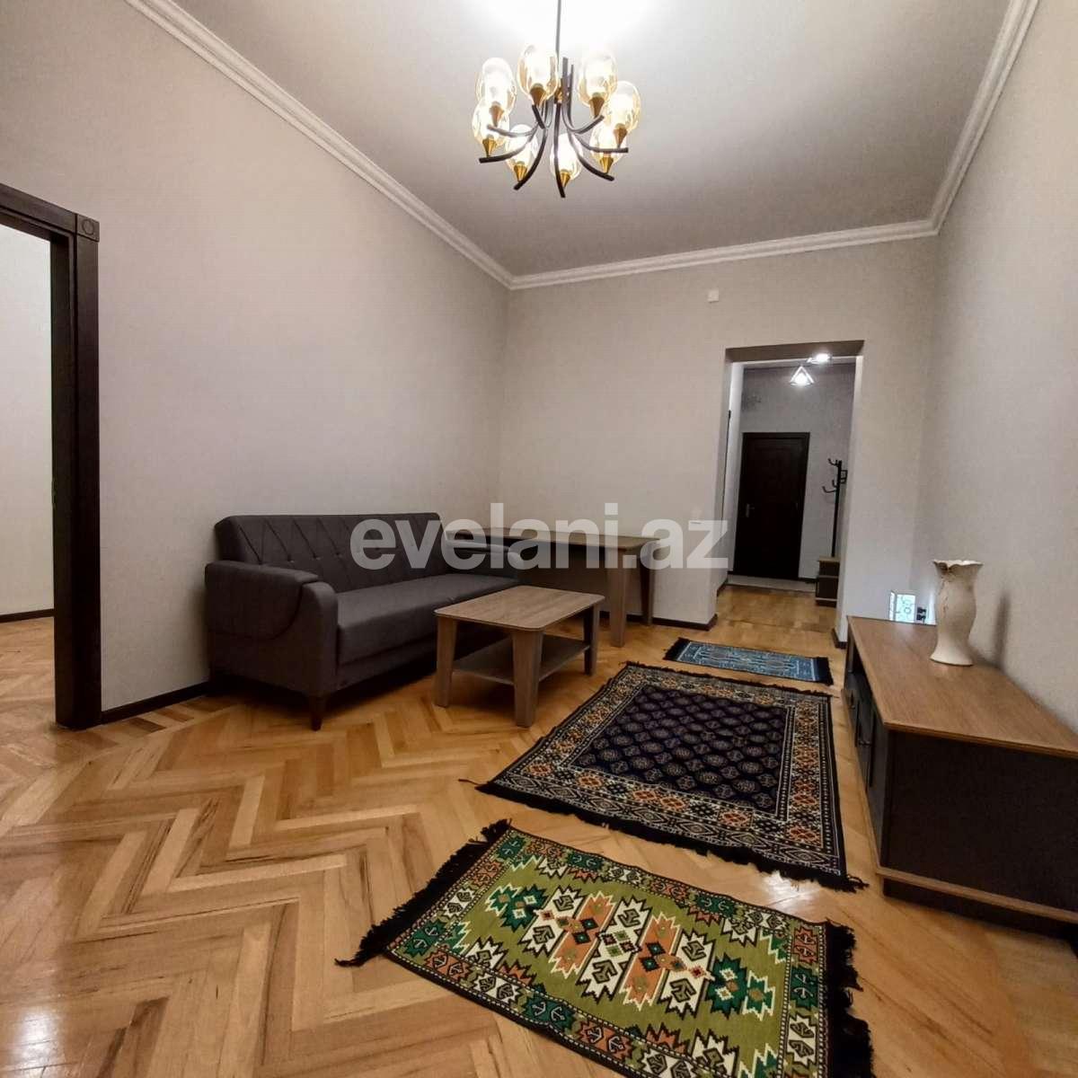 Продаётся, вторичка, 3-комнаты, 70 m², Баку, Ясамальский r, Ясамал p, Элмляр Академиясы m.