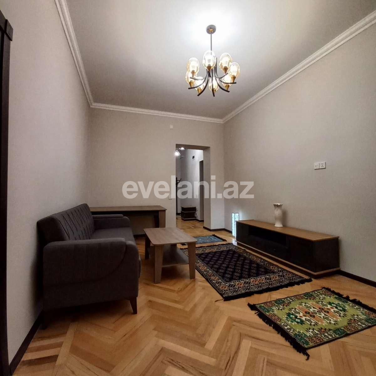 Продаётся, вторичка, 3-комнаты, 70 m², Баку, Ясамальский r, Ясамал p, Элмляр Академиясы m.