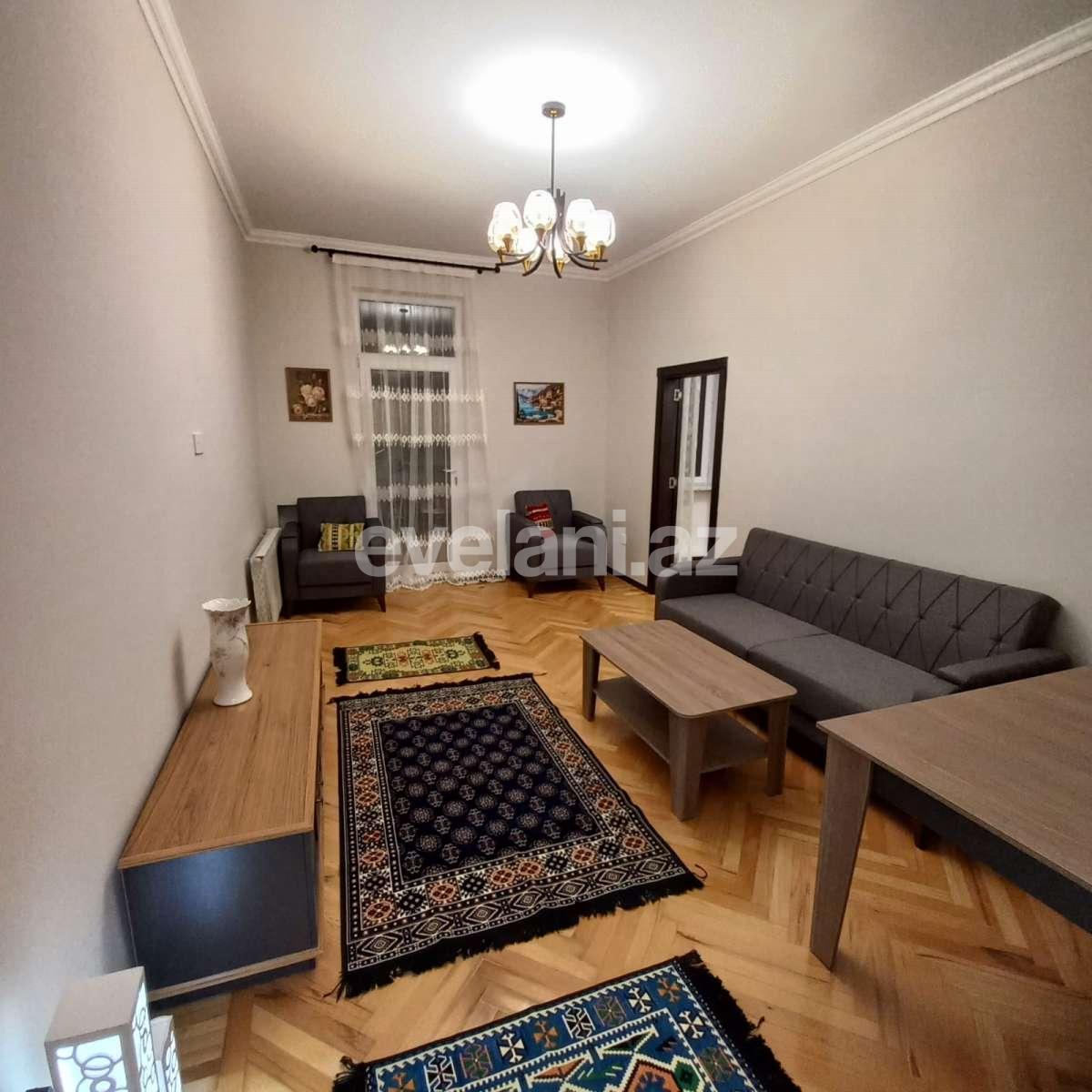 Продаётся, вторичка, 3-комнаты, 70 m², Баку, Ясамальский r, Ясамал p, Элмляр Академиясы m.