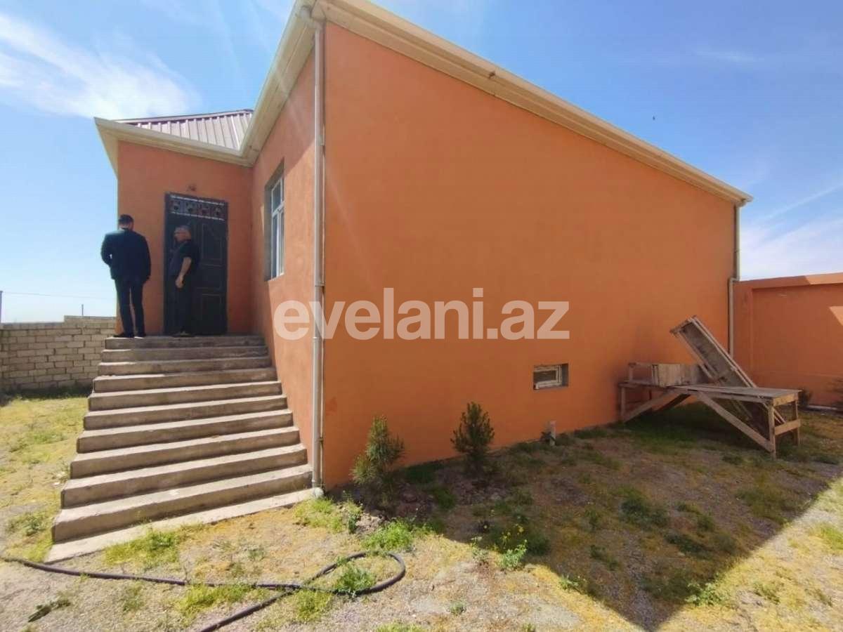 Satılır, həyət evi / bağ, 4 otaqlı, 113 m², Bakı, Abşeron r, Saray q.
