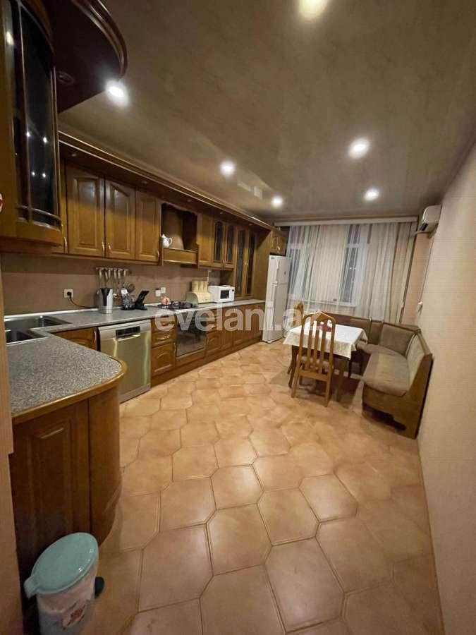 Сдаётся, новостройка, 3-комнаты, 169 m², Баку, Ясамальский r, Элмляр Академиясы m.