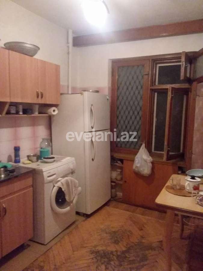 Satılır, köhnə tikili, 3 otaqlı, 75 m², Bakı, Yasamal r, Yasamal q, Elmlər Akademiyası m.