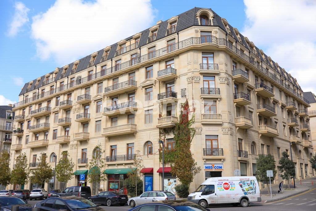 Сдаётся, новостройка, 4-комнаты, 142 m², Баку, Хатаинский r, Аг шехер p, Шах Исмаил Хатаи m.