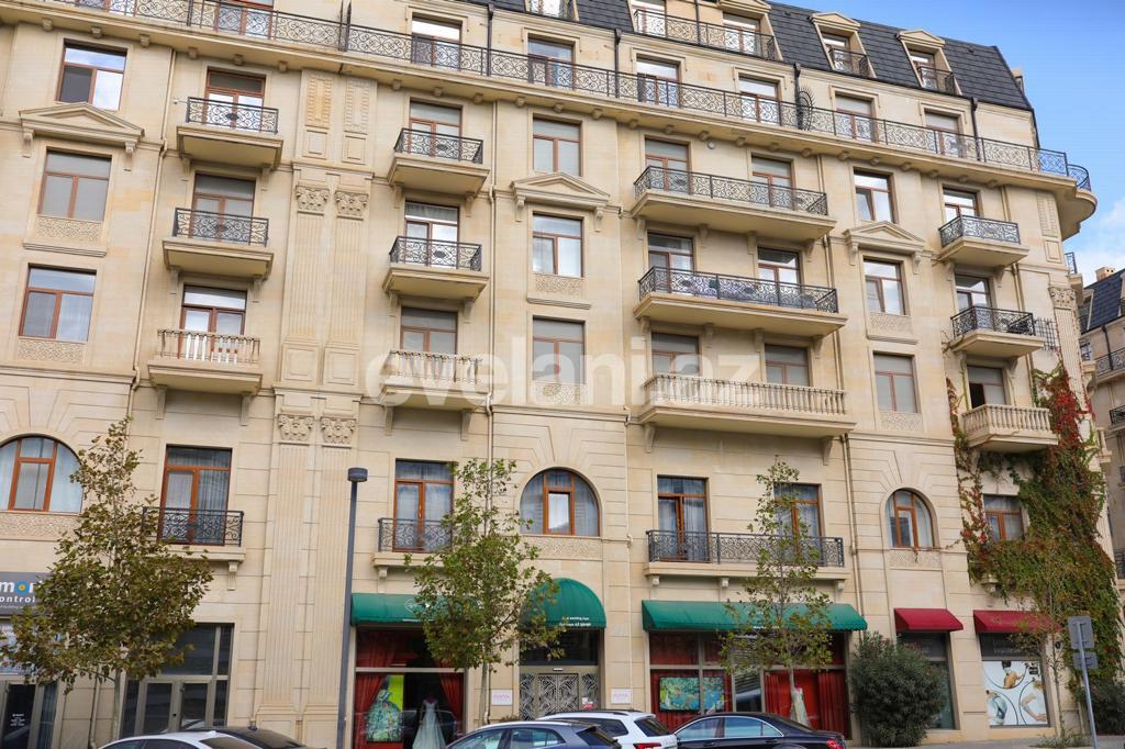 Сдаётся, новостройка, 4-комнаты, 142 m², Баку, Хатаинский r, Аг шехер p, Шах Исмаил Хатаи m.