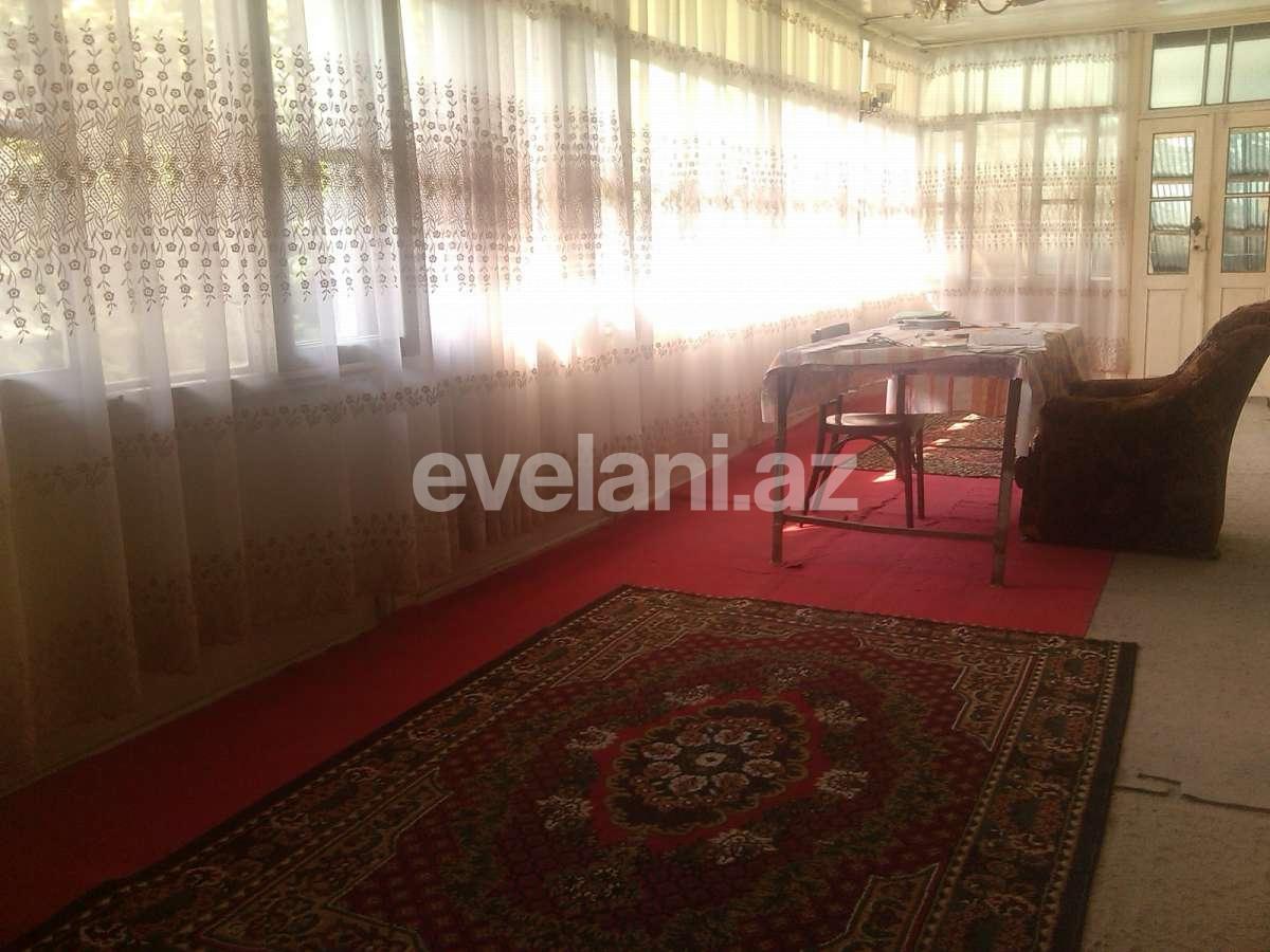 Satılır, həyət evi / bağ, 3 otaqlı, 75 m², Şəki