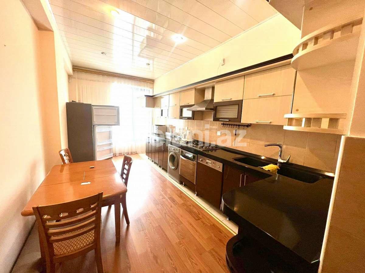 Сдаётся, новостройка, 3-комнаты, 160 m², Баку, Сабаильский r, Сахил m.