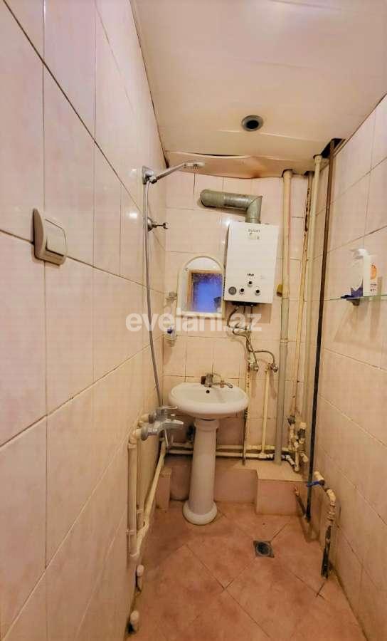 Sale, old building, 2 room, 40 m², Baku, Yasamal r, Elmlar Akademiyası m.