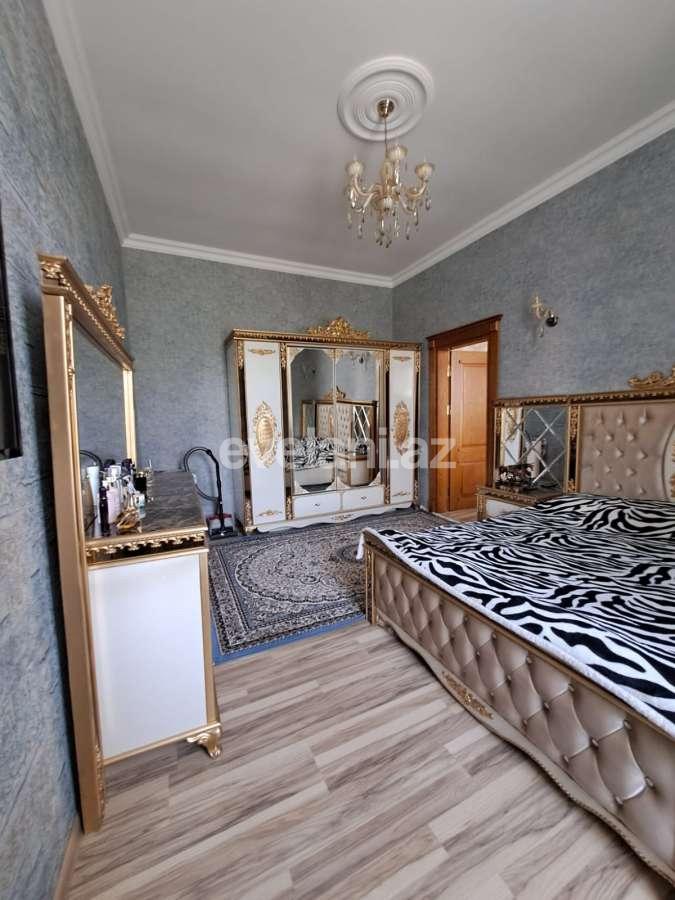 Satılır, köhnə tikili, 5 otaqlı, 117 m², Bakı, Səbail r, Sahil m.