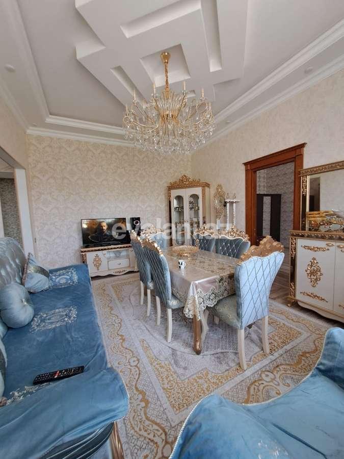 Satılır, köhnə tikili, 5 otaqlı, 117 m², Bakı, Səbail r, Sahil m.
