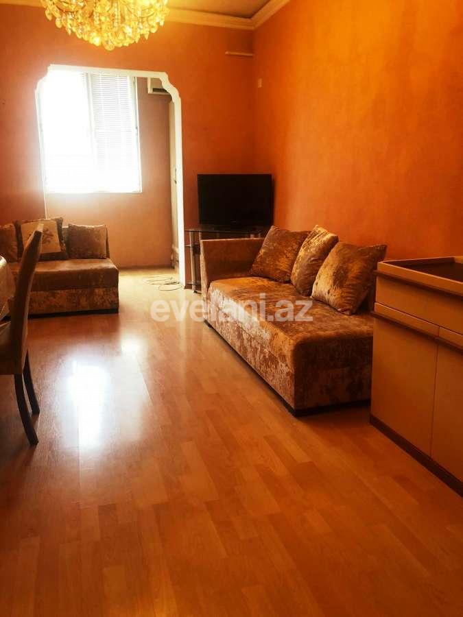Satılır, köhnə tikili, 2 otaqlı, 40 m², Bakı, Yasamal r, Yeni Yasamal q, İnşaatçılar m.