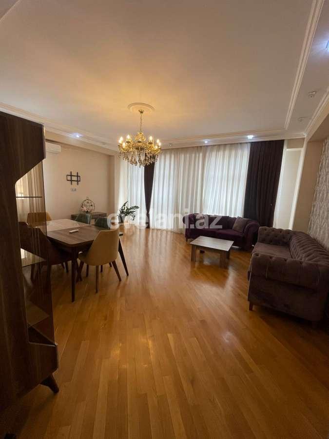 Kirayə verilir, yeni tikili, 3 otaqlı, 130 m², Bakı, Binəqədi r, Azadlıq prospekti m.