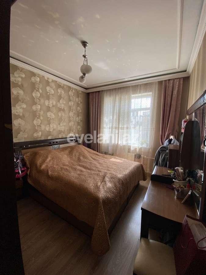 Satılır, köhnə tikili, 3 otaqlı, 81.99 m², Bakı, Xətai r, Həzi Aslanov q, Həzi Aslanov m.