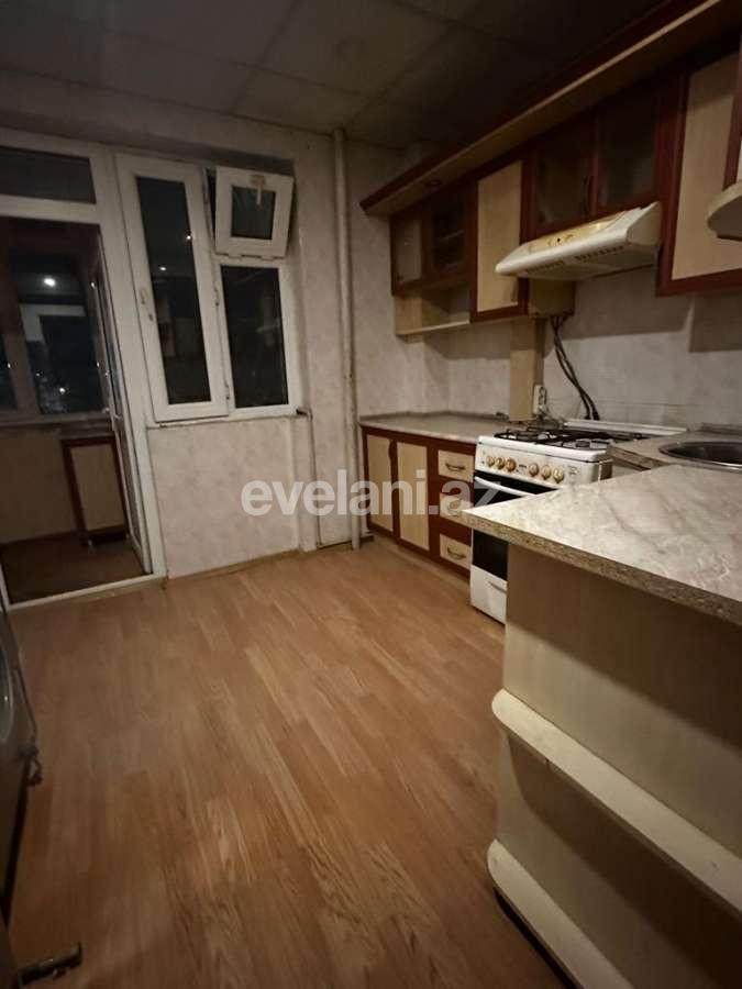 Satılır, köhnə tikili, 3 otaqlı, 110 m², Bakı, Sabunçu r, Bakıxanov q, Neftçilər m.