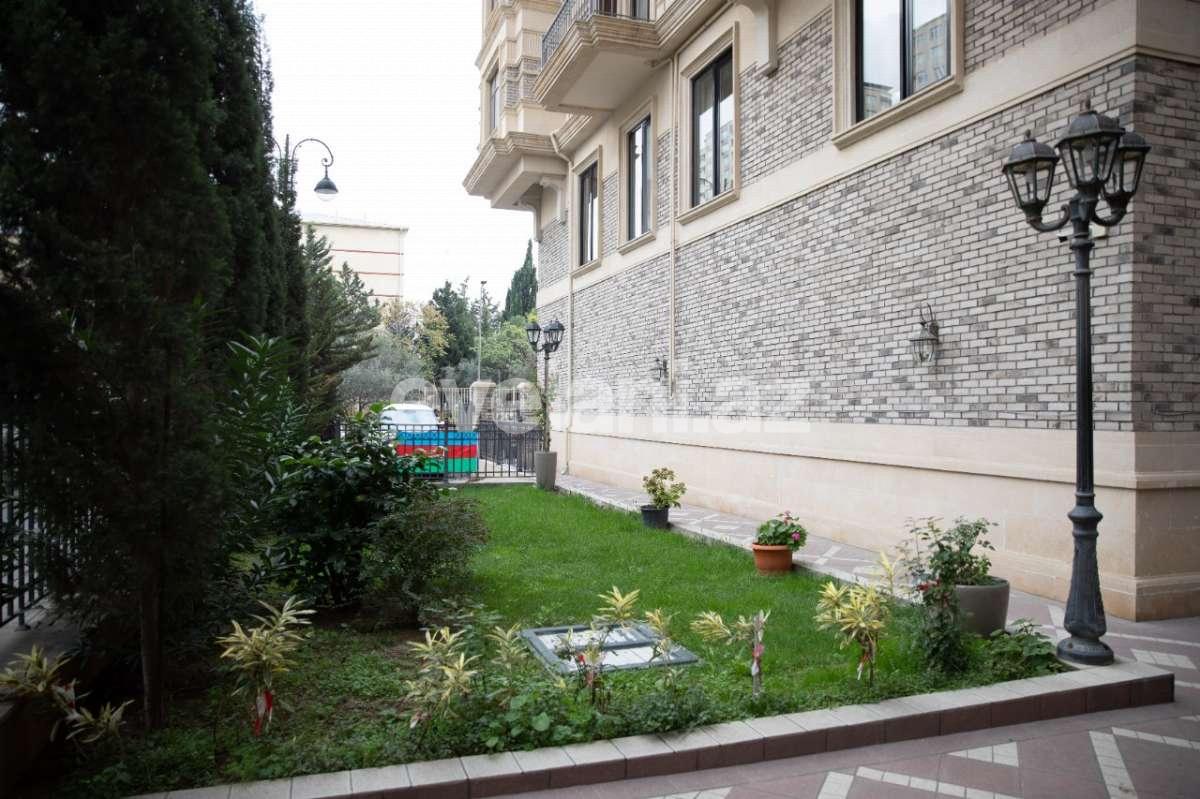 Rent, new building, 4 room, 210 m², Baku, Khatai r, Shah Ismail Khatai m.