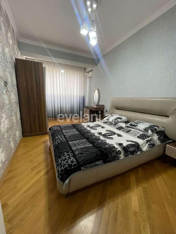 Rent, new building, 3 room, 131 m², Baku, Binagadi r, 8-th microdistrict d, Azadlig prospekti m.