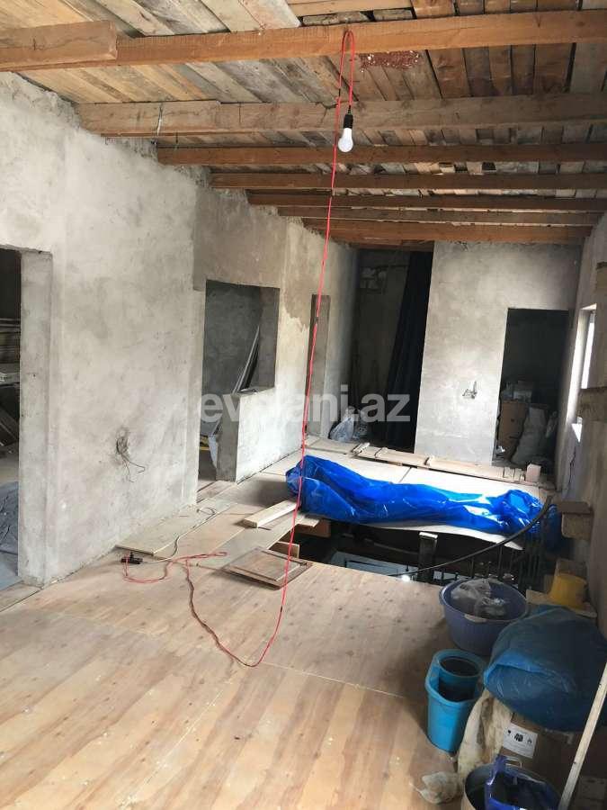 Satılır, həyət evi / bağ, 3 otaqlı, 240 m², Bakı, Səbail r, Badamdar q.