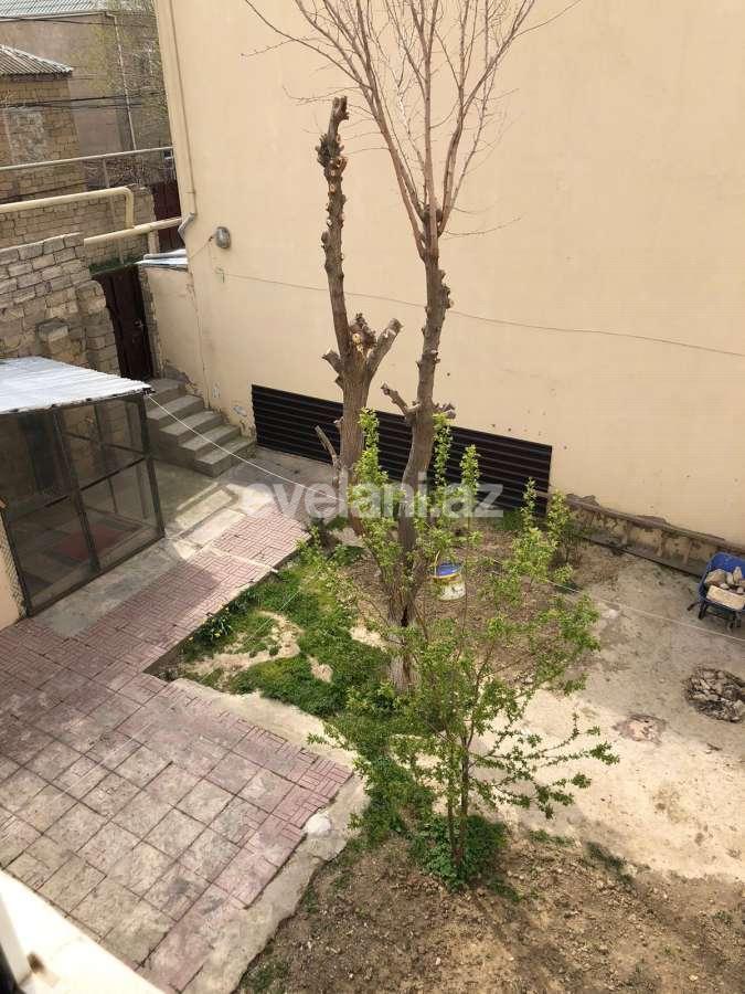 Satılır, həyət evi / bağ, 3 otaqlı, 240 m², Bakı, Səbail r, Badamdar q.