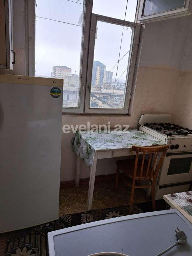 Satılır, köhnə tikili, 1 otaqlı, 35 m², Bakı, Nəsimi r, 5-ci mikrorayon q, Memar Əcəmi m.