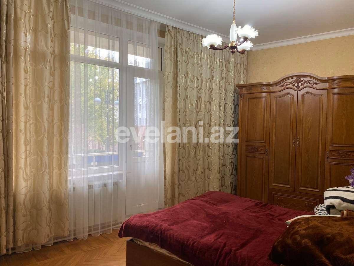 Сдаётся, вторичка, 3-комнаты, 100 m², Баку, Сабаильский r, Ичери Шехер m.