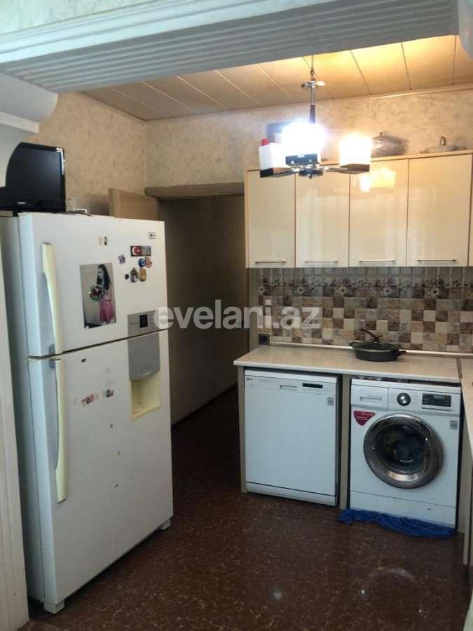 Satılır, köhnə tikili, 4 otaqlı, 120 m², Bakı, Xətai r, Əhmədli m.