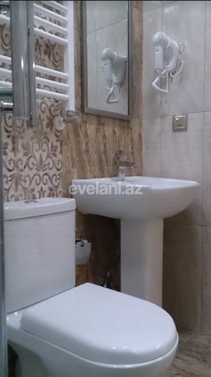 Rent, old building, 1 room, 30 m², Baku, Yasamal r, Inshaatchilar m.