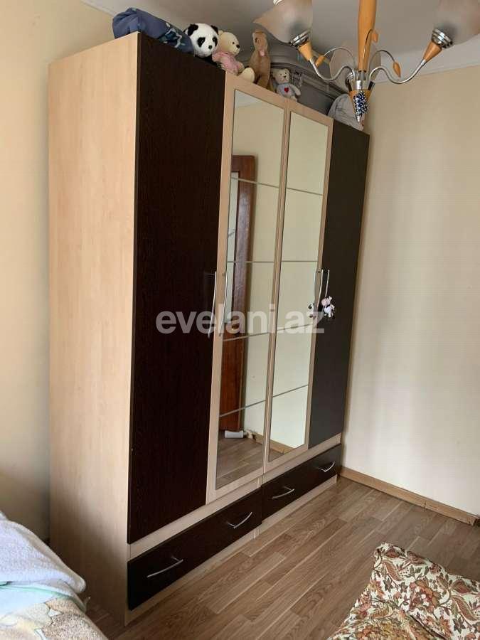 Satılır, köhnə tikili, 3 otaqlı, 80 m², Bakı, Nəsimi r, 4-cü mikrorayon q, Memar Əcəmi m.