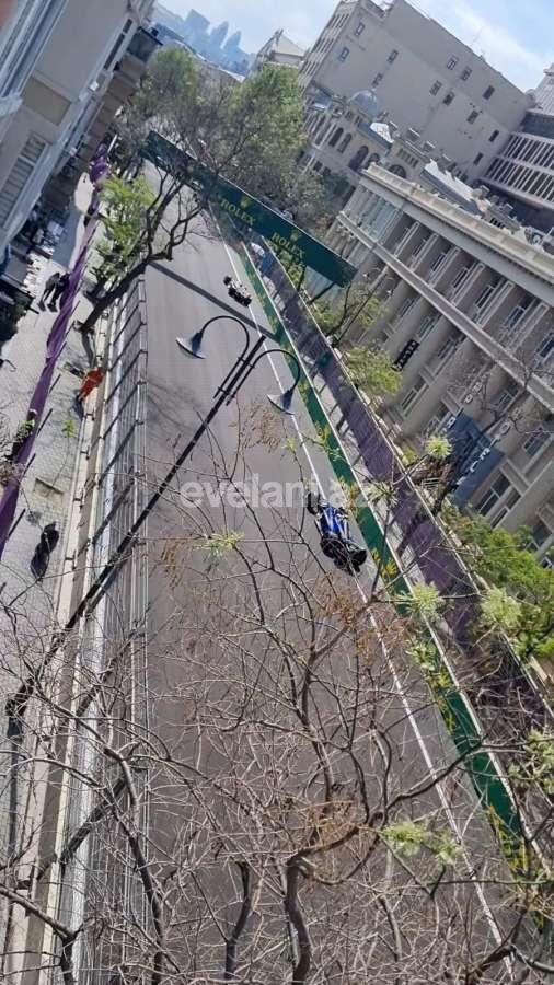 Kirayə verilir, köhnə tikili, 4 otaqlı, 105 m², Bakı, Səbail r, Sahil m.