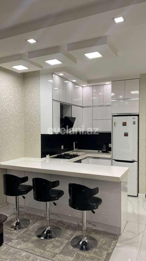 Kirayə verilir, yeni tikili, 2 otaqlı, 65 m², Bakı, Yasamal r, 8 Noyabr m.