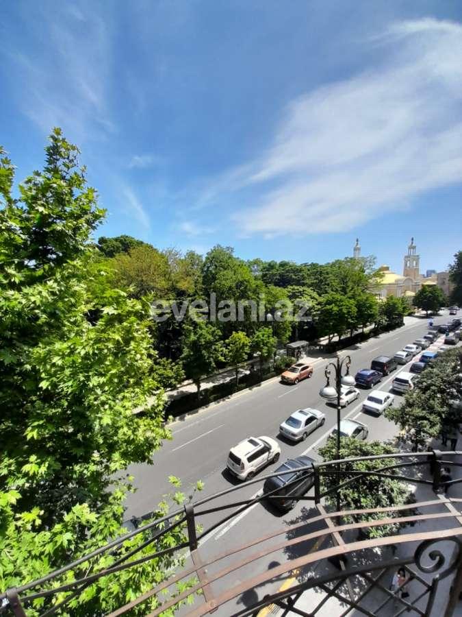 Kirayə verilir, köhnə tikili, 3 otaqlı, 85 m², Bakı, Səbail r.