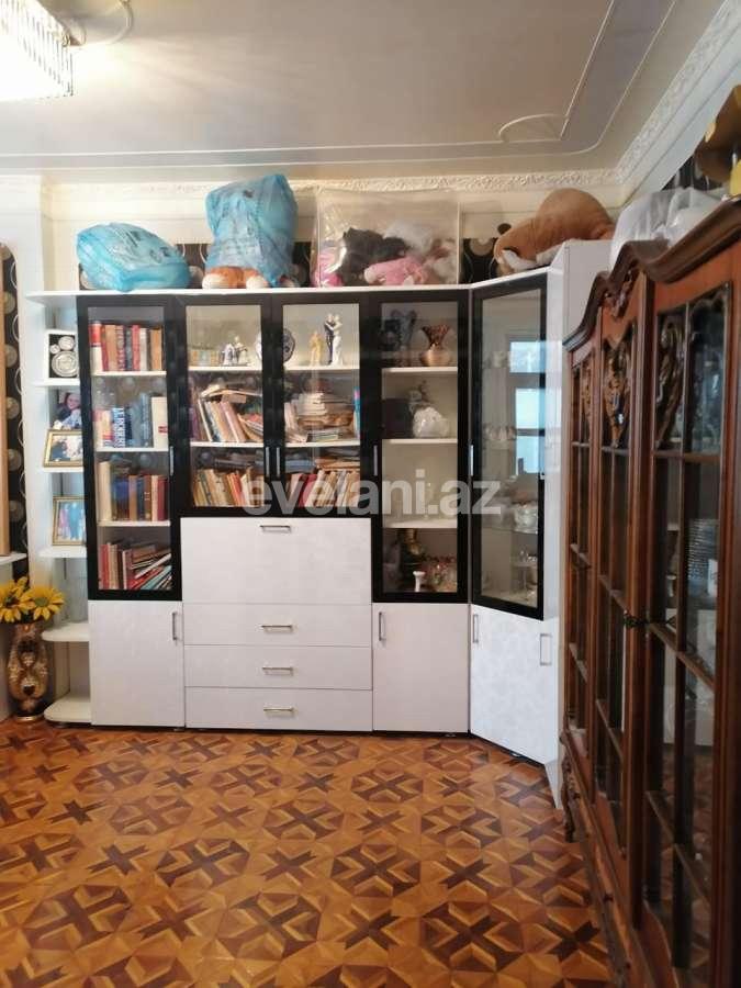 Satılır, köhnə tikili, 4 otaqlı, 130 m², Bakı, Xətai r.