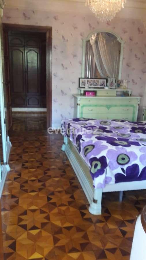 Satılır, köhnə tikili, 4 otaqlı, 130 m², Bakı, Xətai r.