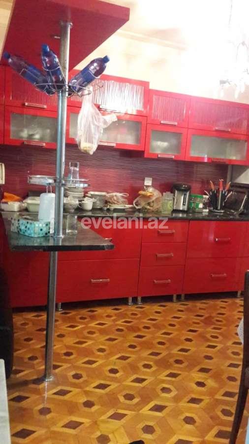 Satılır, köhnə tikili, 4 otaqlı, 130 m², Bakı, Xətai r.