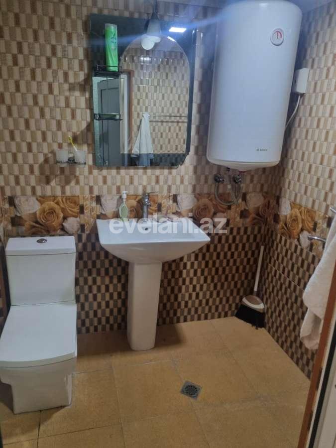 Sale, old building, 1 room, 31 m², Baku, Yasamal r, Yasamal d, Elmlar Akademiyası m.