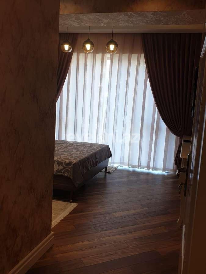 Kirayə verilir, yeni tikili, 3 otaqlı, 103 m², Bakı, Xətai r, Şah İsmayıl Xətai m.