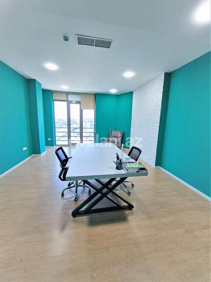 Сдаётся, офис, 5-комнаты, 200 m², Баку, Хатаинский r, Шах Исмаил Хатаи m.