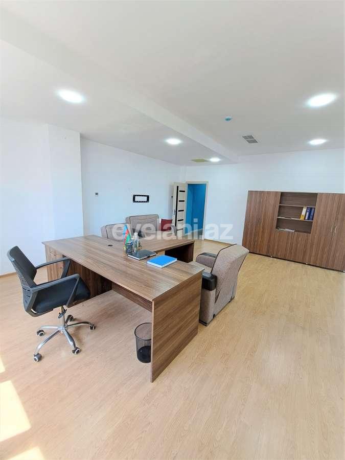 Сдаётся, офис, 5-комнаты, 200 m², Баку, Хатаинский r, Шах Исмаил Хатаи m.