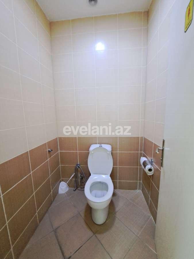 Сдаётся, офис, 5-комнаты, 200 m², Баку, Хатаинский r, Шах Исмаил Хатаи m.